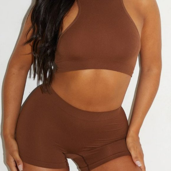 PrettyLittleThing Other - Chocolate Seamless Rib Racer Set
